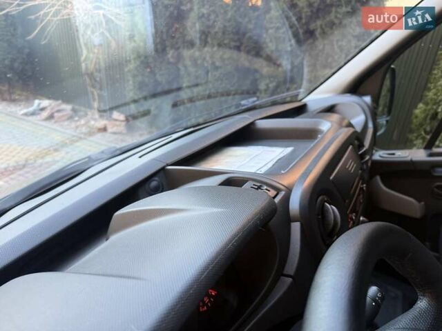 Черный Рено Мастер, объемом двигателя 2.3 л и пробегом 317 тыс. км за 25200 $, фото 88 на Automoto.ua