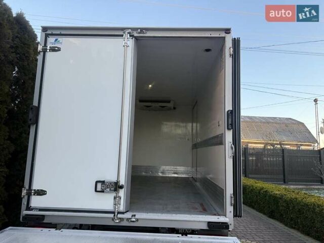 Черный Рено Мастер, объемом двигателя 2.3 л и пробегом 317 тыс. км за 25200 $, фото 21 на Automoto.ua