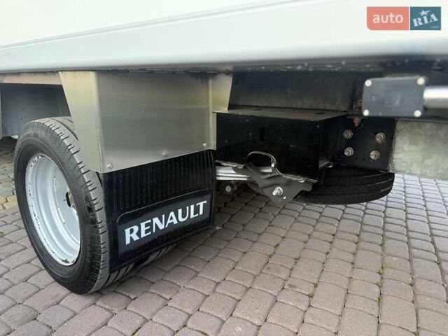 Чорний Рено Мастєр, об'ємом двигуна 2 л та пробігом 317 тис. км за 25200 $, фото 56 на Automoto.ua