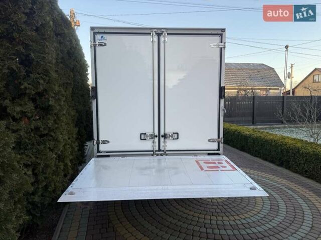 Черный Рено Мастер, объемом двигателя 2.3 л и пробегом 317 тыс. км за 25200 $, фото 14 на Automoto.ua