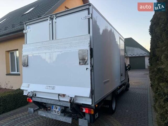 Черный Рено Мастер, объемом двигателя 2.3 л и пробегом 317 тыс. км за 25200 $, фото 69 на Automoto.ua