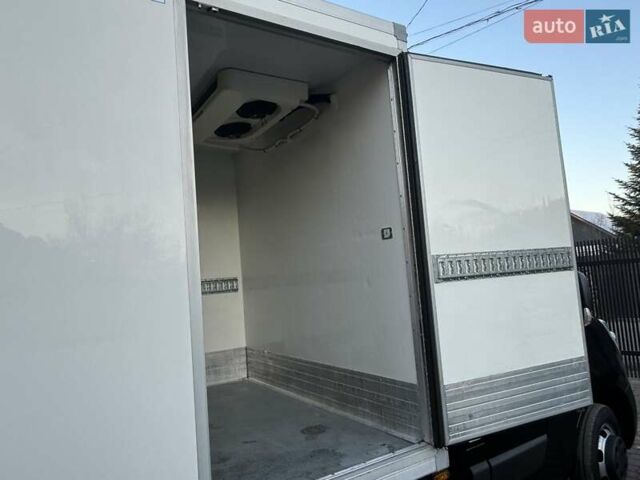 Черный Рено Мастер, объемом двигателя 2.3 л и пробегом 317 тыс. км за 25200 $, фото 33 на Automoto.ua