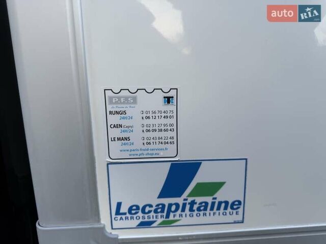 Черный Рено Мастер, объемом двигателя 2.3 л и пробегом 317 тыс. км за 25200 $, фото 56 на Automoto.ua