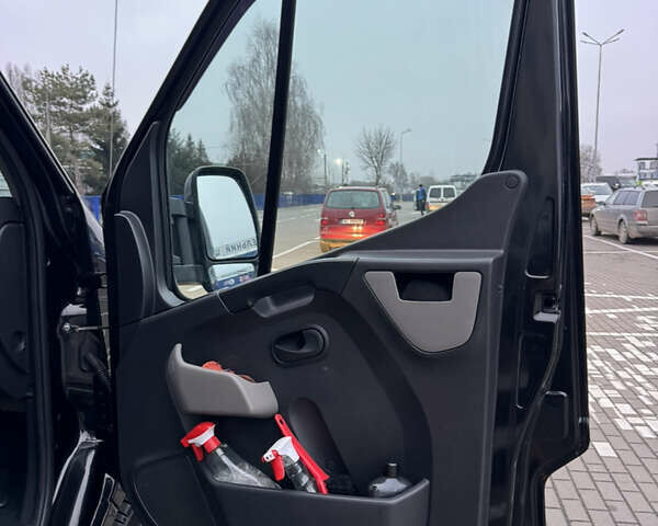 Черный Рено Мастер, объемом двигателя 2.3 л и пробегом 578 тыс. км за 15500 $, фото 15 на Automoto.ua