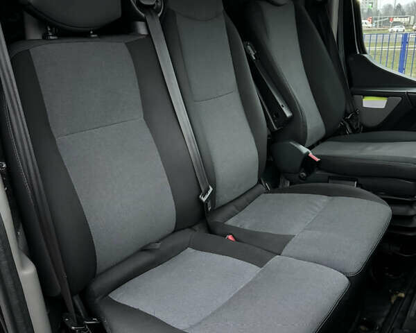 Черный Рено Мастер, объемом двигателя 2.3 л и пробегом 578 тыс. км за 15500 $, фото 17 на Automoto.ua