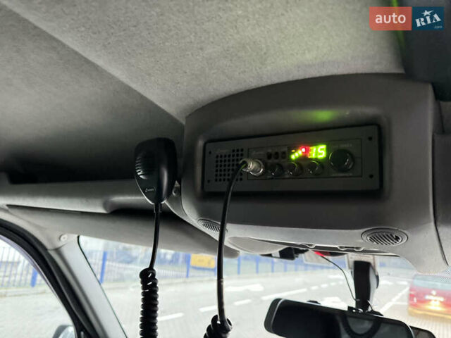 Черный Рено Мастер, объемом двигателя 2.3 л и пробегом 578 тыс. км за 15500 $, фото 20 на Automoto.ua