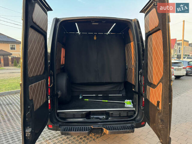 Черный Рено Мастер, объемом двигателя 2.3 л и пробегом 495 тыс. км за 16500 $, фото 6 на Automoto.ua
