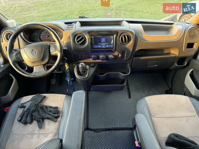 Черный Рено Мастер, объемом двигателя 2.3 л и пробегом 495 тыс. км за 16500 $, фото 7 на Automoto.ua