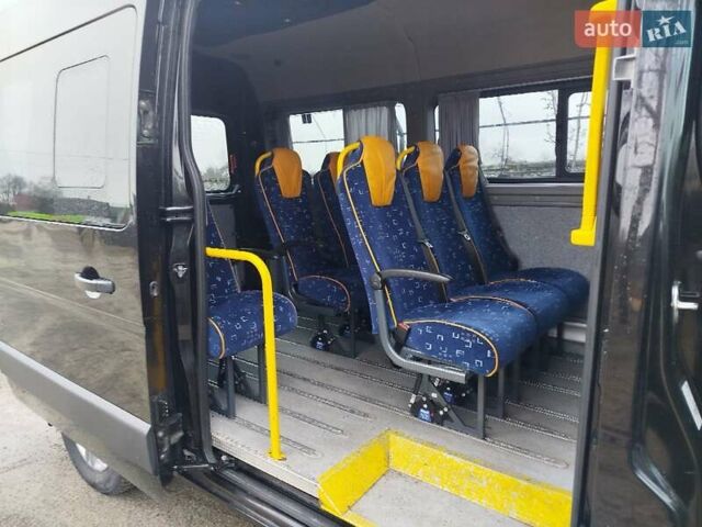 Черный Рено Мастер, объемом двигателя 2.3 л и пробегом 384 тыс. км за 16200 $, фото 14 на Automoto.ua