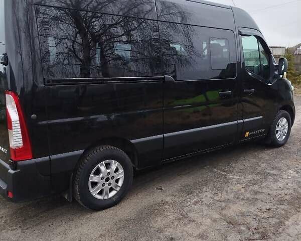 Черный Рено Мастер, объемом двигателя 2.3 л и пробегом 384 тыс. км за 16200 $, фото 4 на Automoto.ua