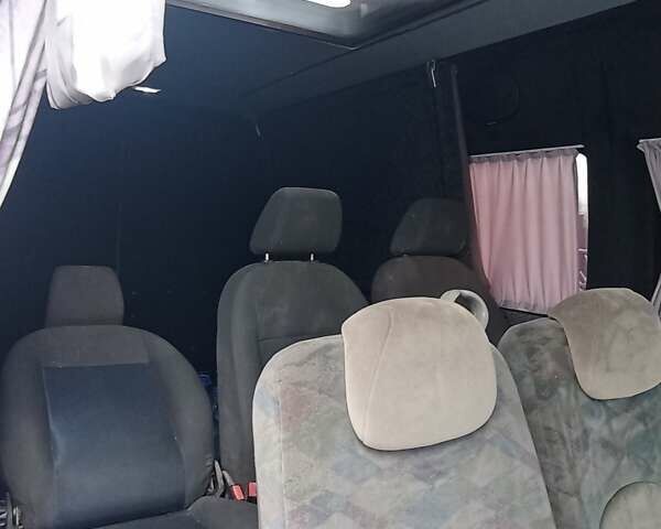 Черный Рено Мастер, объемом двигателя 2.3 л и пробегом 290 тыс. км за 18000 $, фото 6 на Automoto.ua