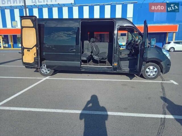Черный Рено Мастер, объемом двигателя 2.3 л и пробегом 435 тыс. км за 15800 $, фото 4 на Automoto.ua
