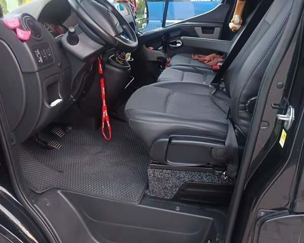 Черный Рено Мастер, объемом двигателя 2.3 л и пробегом 580 тыс. км за 23100 $, фото 15 на Automoto.ua