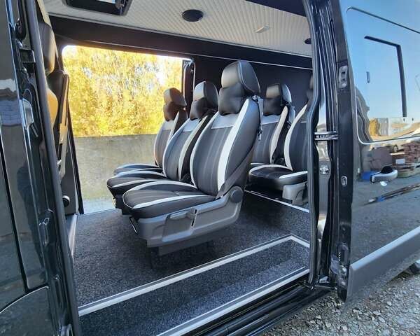 Черный Рено Мастер, объемом двигателя 2.3 л и пробегом 143 тыс. км за 23500 $, фото 13 на Automoto.ua