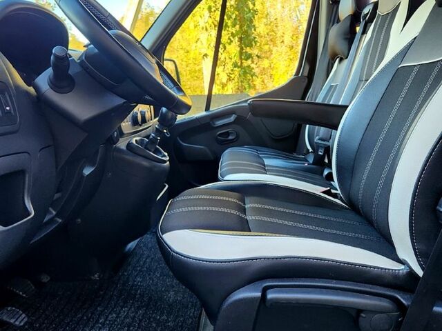 Черный Рено Мастер, объемом двигателя 2.3 л и пробегом 140 тыс. км за 23400 $, фото 11 на Automoto.ua