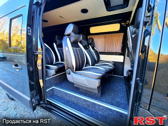 Черный Рено Мастер, объемом двигателя 2.3 л и пробегом 140 тыс. км за 23400 $, фото 5 на Automoto.ua