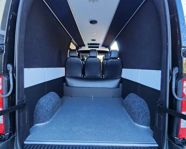 Черный Рено Мастер, объемом двигателя 2.3 л и пробегом 143 тыс. км за 23500 $, фото 17 на Automoto.ua