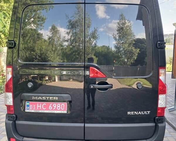Черный Рено Мастер, объемом двигателя 2.3 л и пробегом 195 тыс. км за 20400 $, фото 7 на Automoto.ua