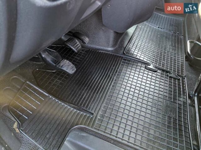 Коричневий Рено Мастєр, об'ємом двигуна 2.3 л та пробігом 298 тис. км за 13900 $, фото 34 на Automoto.ua