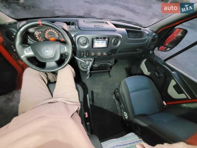 Рено Мастер 2018 в Тернополе на Automoto.ua Красный Рено Мастер, объемом двигателя 2.3 л и пробегом 250 тыс. км за 15900 $, фото 14 на Automoto.ua
