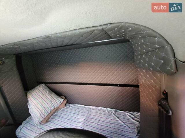 Червоний Рено Мастєр, об'ємом двигуна 2.3 л та пробігом 300 тис. км за 14300 $, фото 10 на Automoto.ua