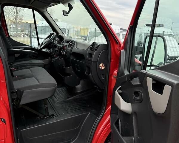 Червоний Рено Мастєр, об'ємом двигуна 2.3 л та пробігом 235 тис. км за 21999 $, фото 17 на Automoto.ua