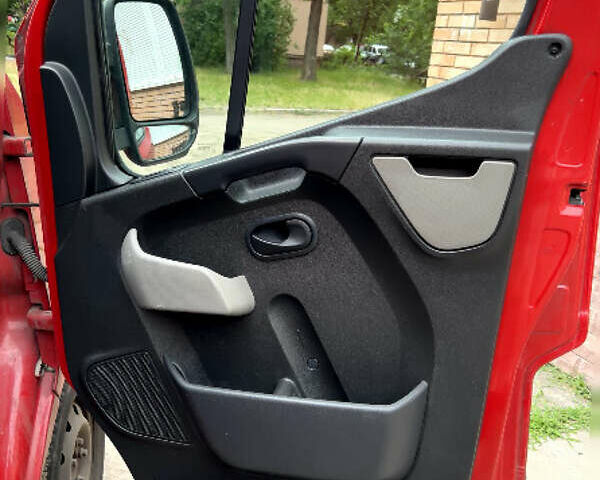 Червоний Рено Мастєр, об'ємом двигуна 2.3 л та пробігом 350 тис. км за 10500 $, фото 18 на Automoto.ua