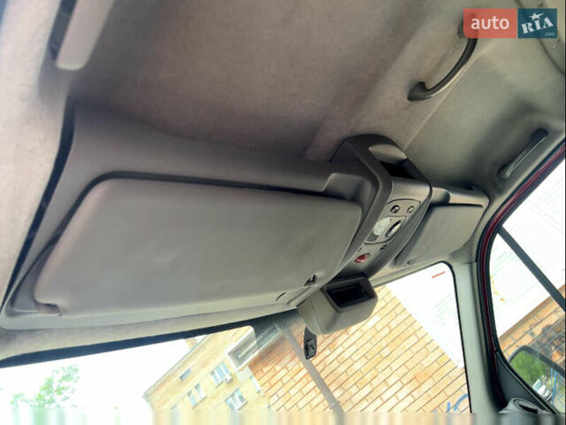 Червоний Рено Мастєр, об'ємом двигуна 2.3 л та пробігом 350 тис. км за 10500 $, фото 13 на Automoto.ua