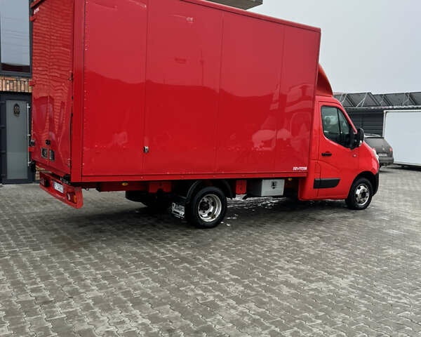 Красный Рено Мастер, объемом двигателя 2.3 л и пробегом 228 тыс. км за 18500 $, фото 3 на Automoto.ua