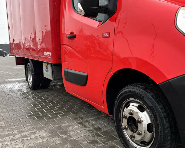 Красный Рено Мастер, объемом двигателя 2.3 л и пробегом 228 тыс. км за 18500 $, фото 16 на Automoto.ua