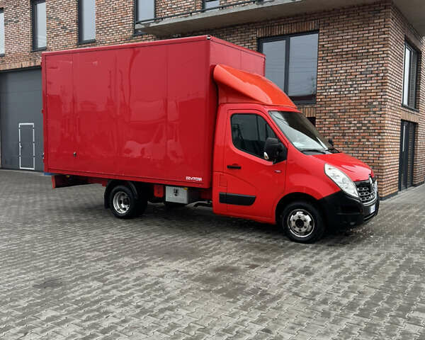 Красный Рено Мастер, объемом двигателя 2.3 л и пробегом 228 тыс. км за 18500 $, фото 1 на Automoto.ua