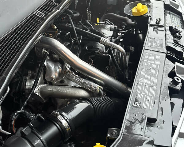 Красный Рено Мастер, объемом двигателя 2.3 л и пробегом 228 тыс. км за 18500 $, фото 27 на Automoto.ua