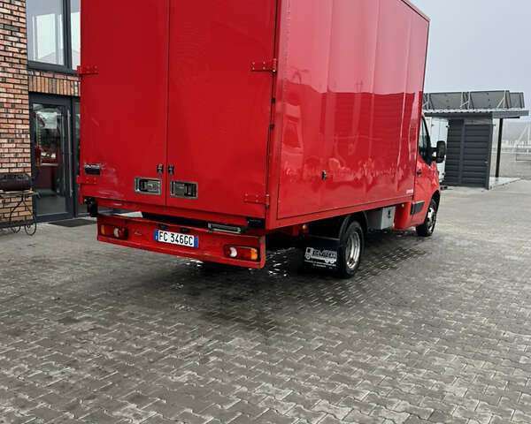 Красный Рено Мастер, объемом двигателя 2.3 л и пробегом 228 тыс. км за 18500 $, фото 4 на Automoto.ua