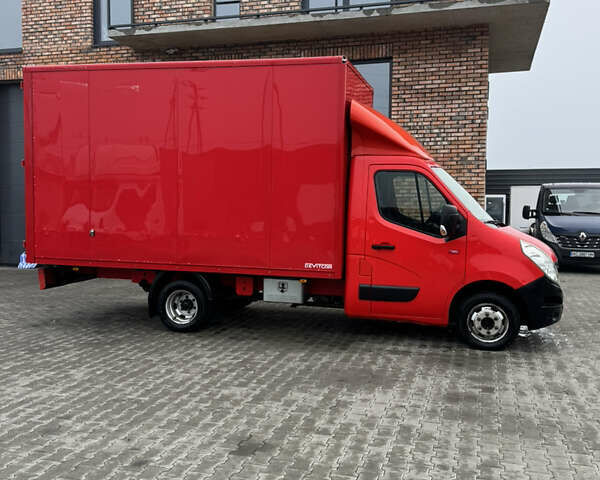 Красный Рено Мастер, объемом двигателя 2.3 л и пробегом 228 тыс. км за 18500 $, фото 2 на Automoto.ua