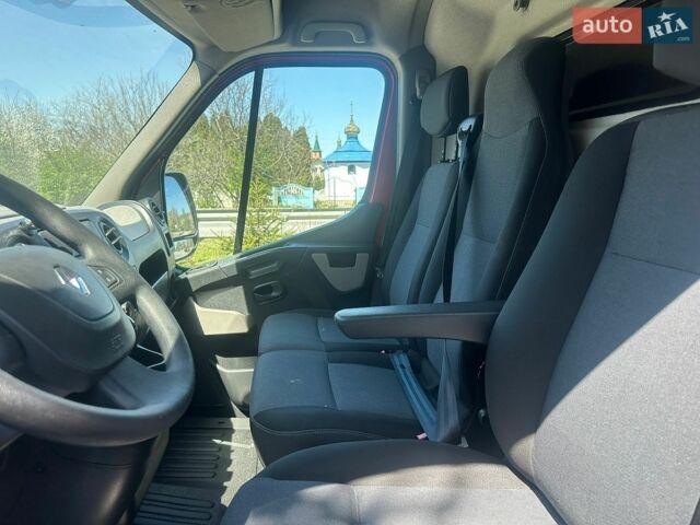 Красный Рено Мастер, объемом двигателя 2.3 л и пробегом 293 тыс. км за 16500 $, фото 10 на Automoto.ua
