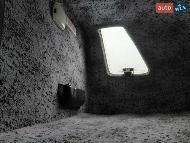 Красный Рено Мастер, объемом двигателя 2.3 л и пробегом 320 тыс. км за 18000 $, фото 25 на Automoto.ua