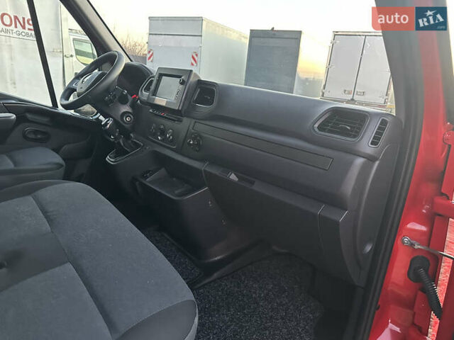 Красный Рено Мастер, объемом двигателя 2.3 л и пробегом 216 тыс. км за 31500 $, фото 29 на Automoto.ua