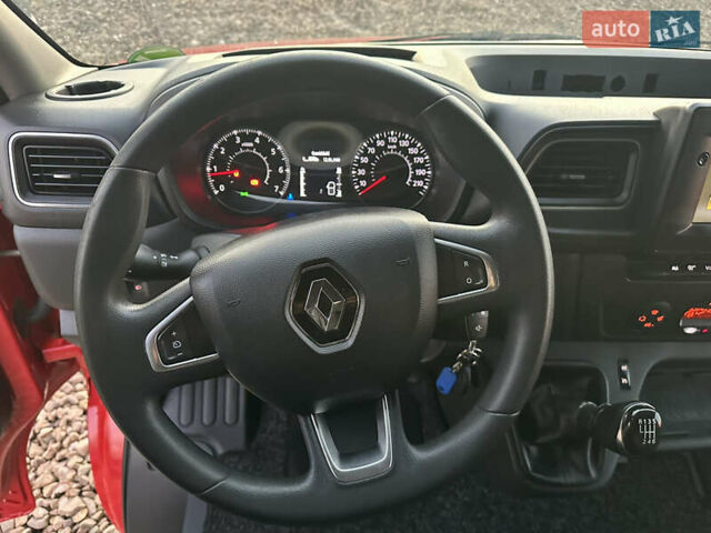 Красный Рено Мастер, объемом двигателя 2.3 л и пробегом 216 тыс. км за 31500 $, фото 22 на Automoto.ua