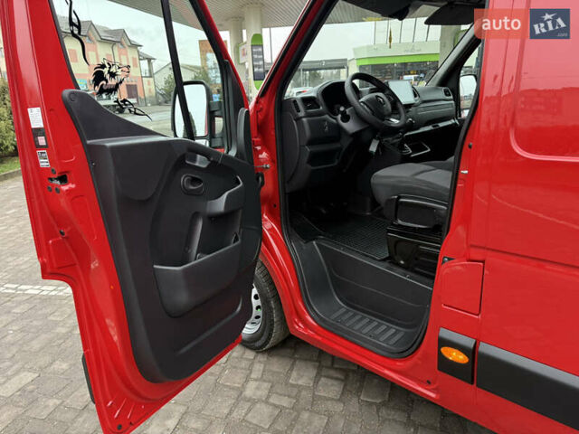 Красный Рено Мастер, объемом двигателя 0 л и пробегом 249 тыс. км за 21900 $, фото 40 на Automoto.ua