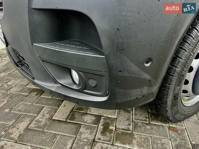 Червоний Рено Мастєр, об'ємом двигуна 2.3 л та пробігом 60 тис. км за 23700 $, фото 10 на Automoto.ua