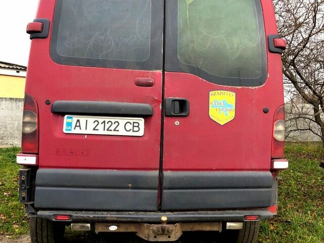 Красный Рено Мастер, объемом двигателя 2.8 л и пробегом 300 тыс. км за 3200 $, фото 5 на Automoto.ua