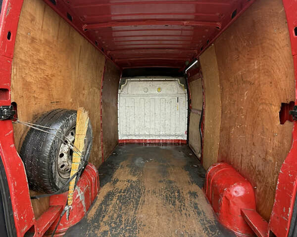 Червоний Рено Мастєр, об'ємом двигуна 2.5 л та пробігом 450 тис. км за 4850 $, фото 8 на Automoto.ua