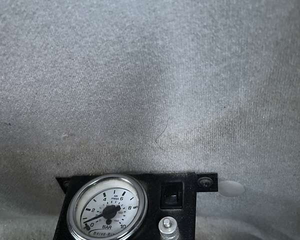 Рено Мастер 2015 в Иршава на Automoto.ua Красный Рено Мастер, объемом двигателя 2.3 л и пробегом 560 тыс. км за 12000 $, фото 10 на Automoto.ua