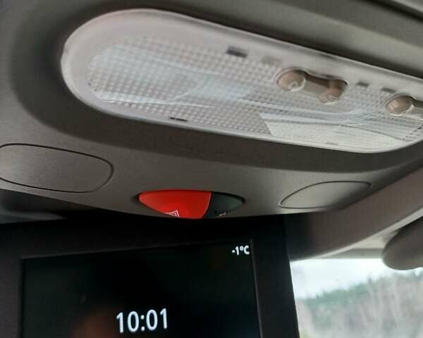 Красный Рено Мастер, объемом двигателя 2.3 л и пробегом 316 тыс. км за 16500 $, фото 26 на Automoto.ua