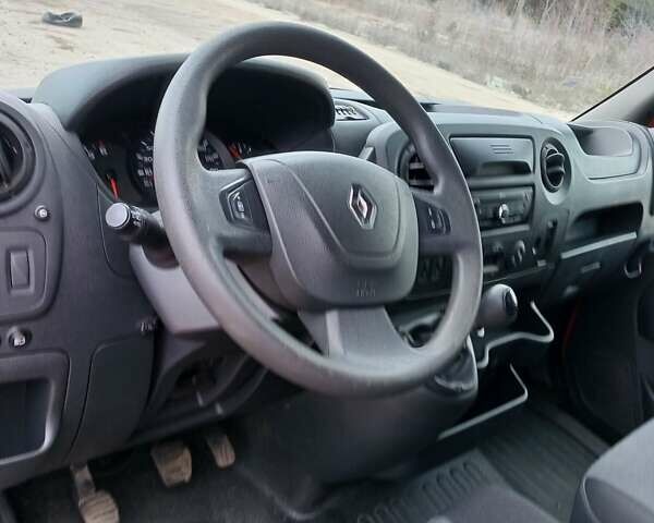 Красный Рено Мастер, объемом двигателя 2.3 л и пробегом 316 тыс. км за 16500 $, фото 19 на Automoto.ua