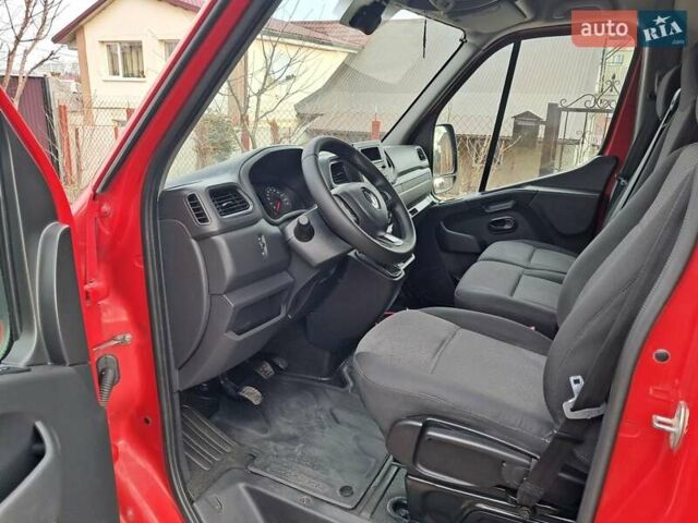 Красный Рено Мастер, объемом двигателя 2.3 л и пробегом 300 тыс. км за 16950 $, фото 9 на Automoto.ua