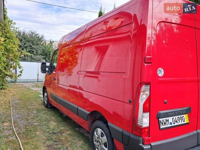 Красный Рено Мастер, объемом двигателя 2.3 л и пробегом 240 тыс. км за 16200 $, фото 2 на Automoto.ua