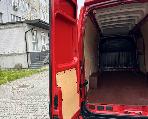 Красный Рено Мастер, объемом двигателя 2.3 л и пробегом 216 тыс. км за 21800 $, фото 29 на Automoto.ua