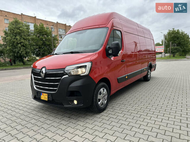 Красный Рено Мастер, объемом двигателя 2.3 л и пробегом 216 тыс. км за 21800 $, фото 1 на Automoto.ua