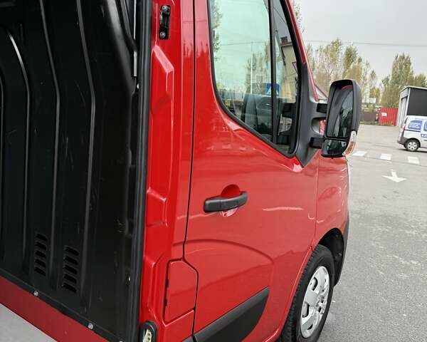 Красный Рено Мастер, объемом двигателя 2.3 л и пробегом 236 тыс. км за 22750 $, фото 61 на Automoto.ua